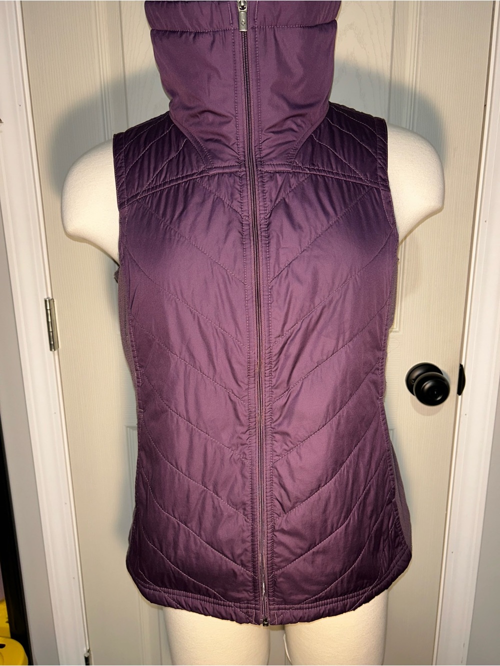 Columbia Quilted Purple Sleeveless Puffer Vest